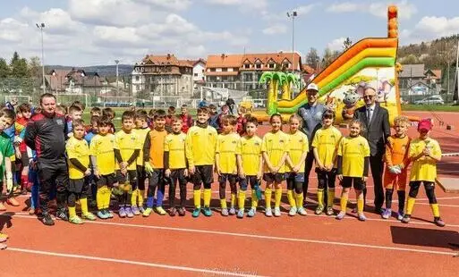 Ponad 300 dzieci na murawie. Rabka-Zdrój żyła turniejem Gorce Rdzawka CUP