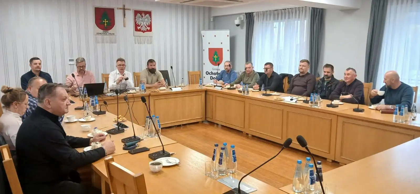 Ochotnica Dolna buduje obronę cywilną. Spotkanie z weteranami i byłym oficerem wywiadu