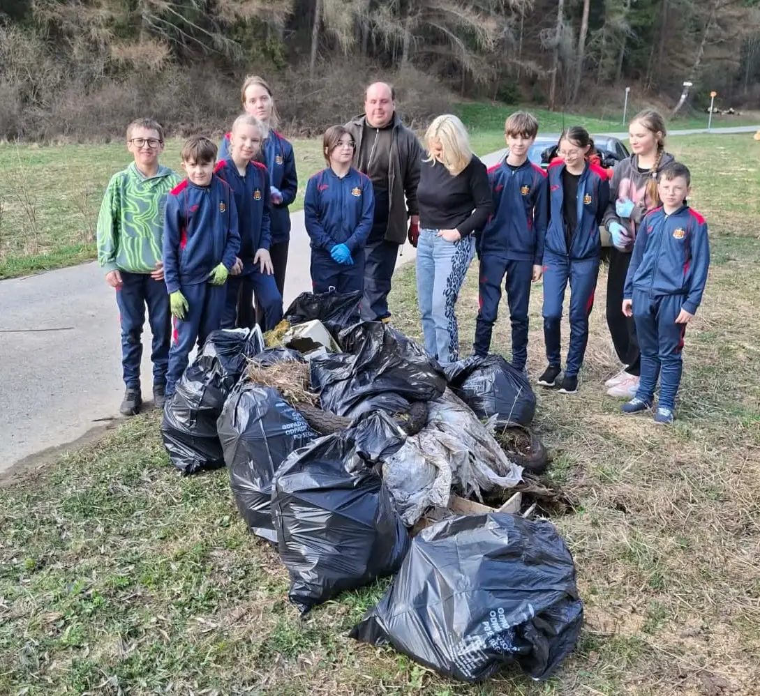 Łopuszna posprzątana wspólnymi siłami. Dziesiątki worków śmieci zniknęły z okolicy