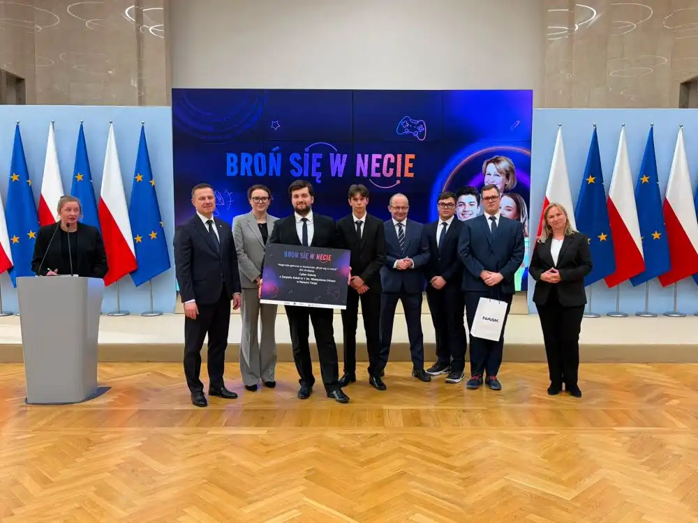 Sukces młodych informatyków z Nowego Targu. Uczniowie 4PI z nowotarskiej jedynki pokazują klasę w konkursie „Broń się w necie”
