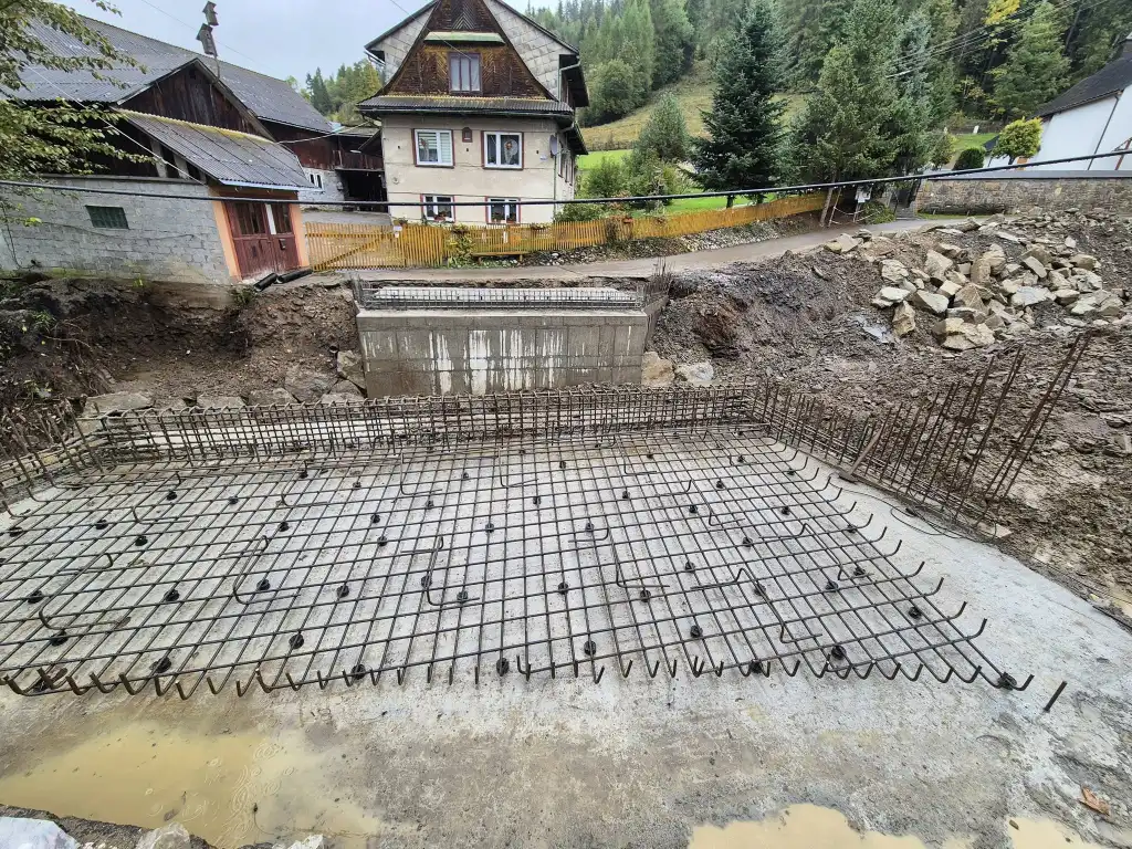 Gmina Łapsze Niżne inwestuje w drogi i mosty. Nowe nawierzchnie betonowe i mosty w budowie