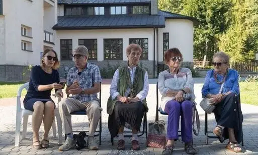 84 lata temu z tego miejsca padły słowa nienawiści. Dziś mieszkańcy Rabki wyruszyli stąd, by pamiętać o ofiarach