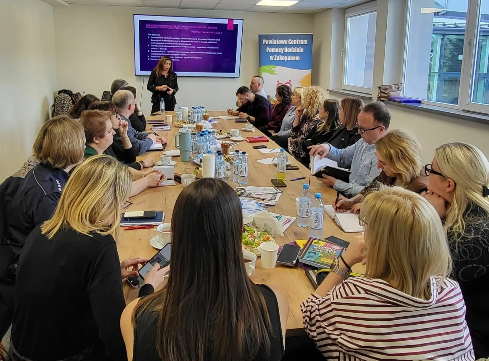 W Zakopanem rozmawiali o problemach rodzin i młodzieży. Spotkanie służb pomocowych powiatu