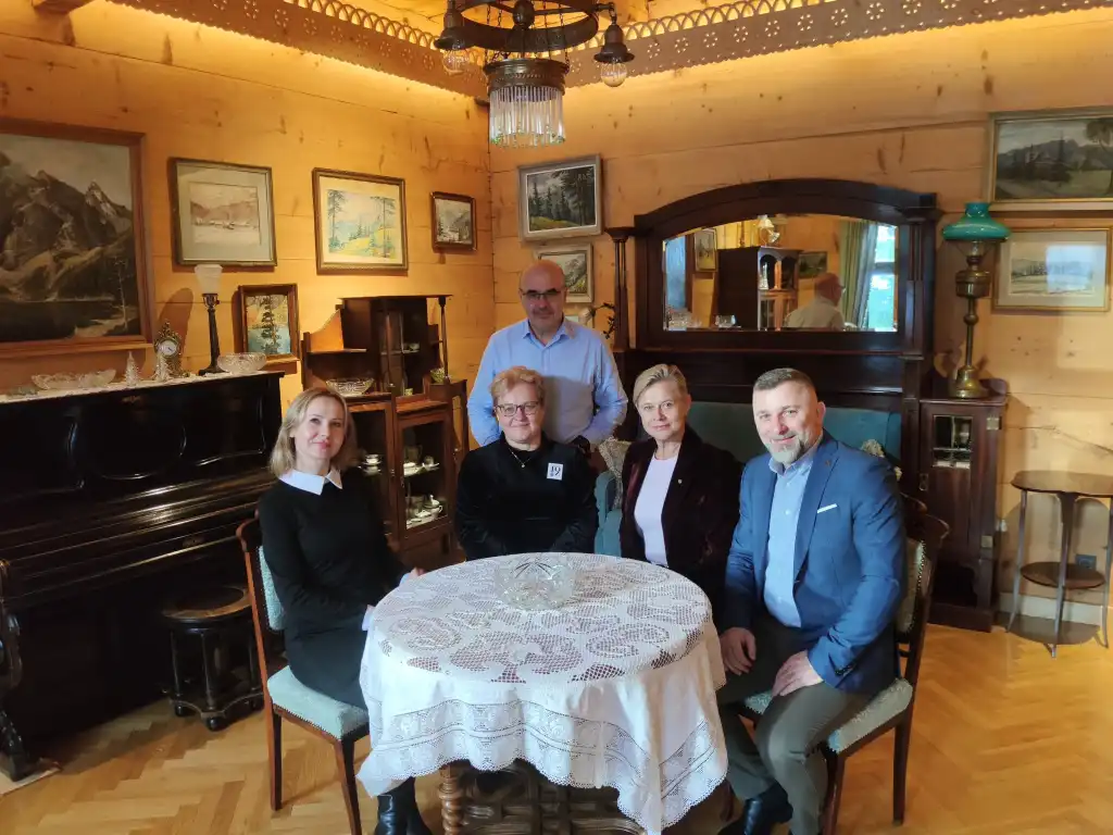 Willa Elżbiecina w Zakopanem wyróżniona nagrodą Dziewięćsił