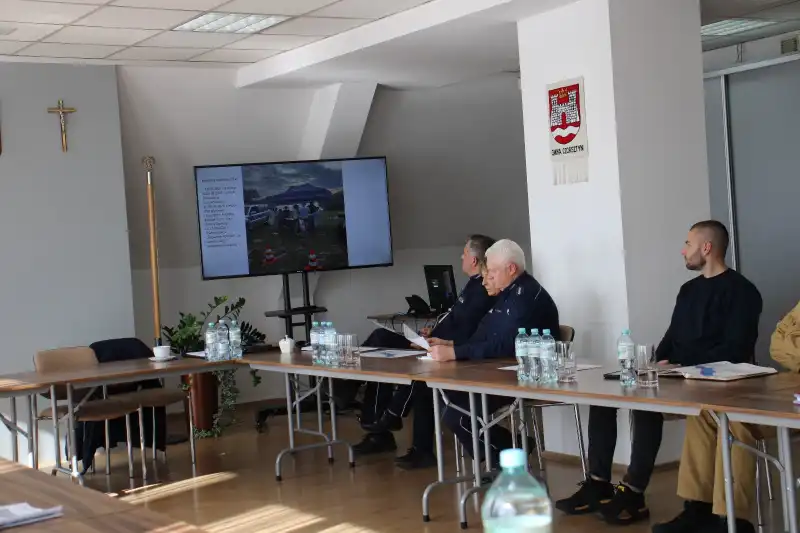 Bezpieczne Velo Czorsztyn. Służby omawiały działania na rzecz rowerzystów i wodniaków