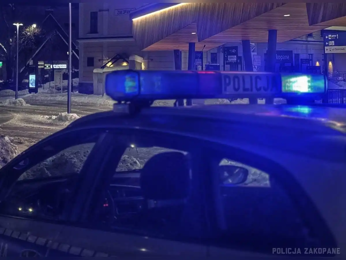 39-latek wpadł za kółkiem po alkoholu, grozi mu więzienie