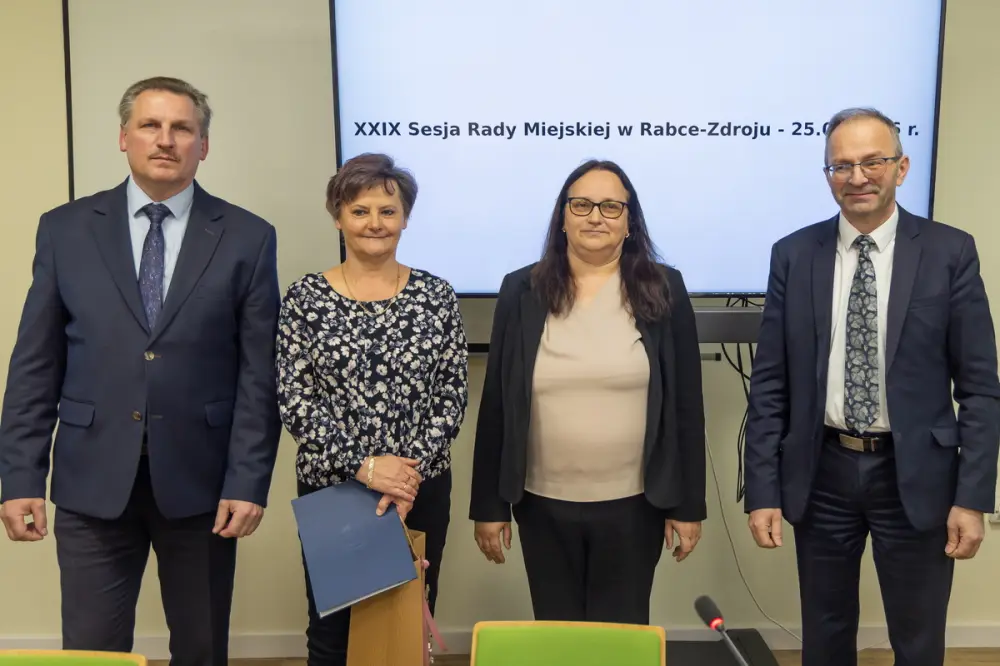 Zmiana na czele OPS w Rabce-Zdroju, wieloletnia kierownik OPS żegna się z pracą. Następczyni już na stanowisku