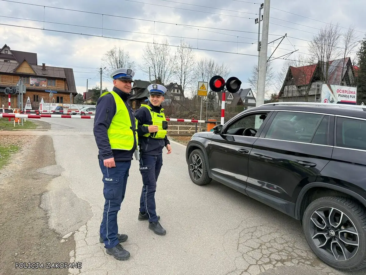 Poronin pod lupą służb. Przejazd kolejowy miejscem częstych wykroczeń