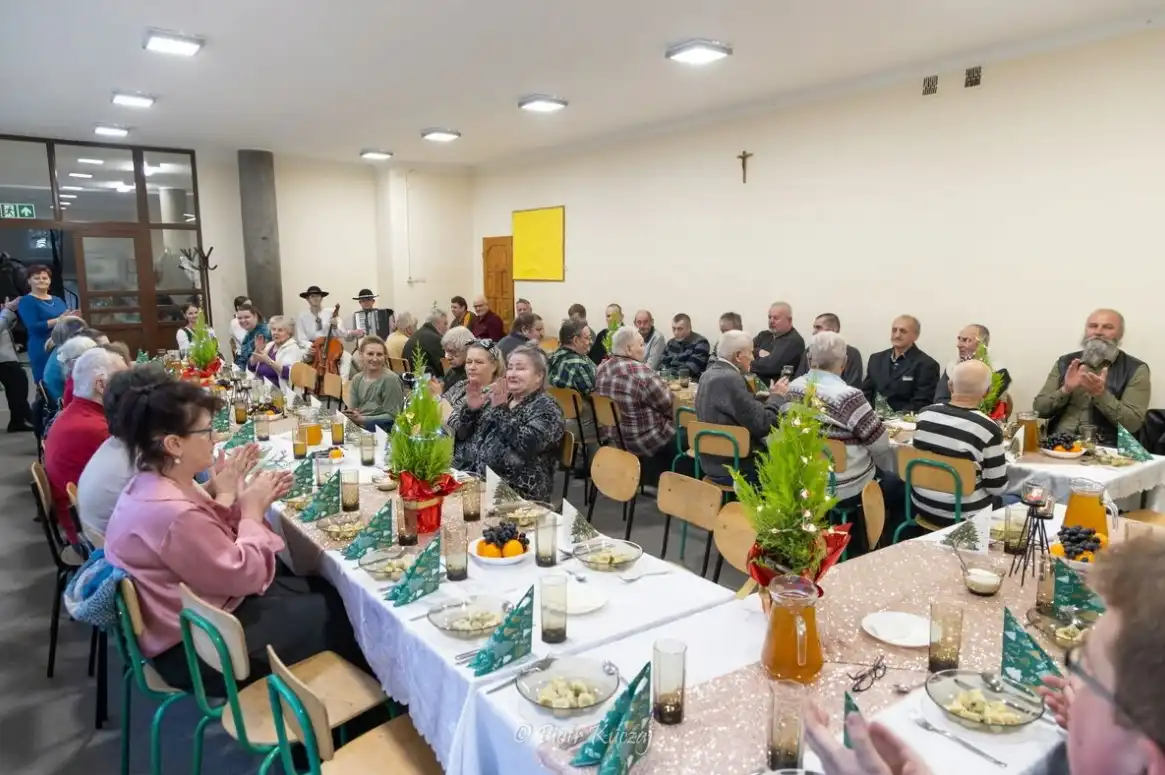 Wigilia dla samotnych w Rabce-Zdroju. Czas bliskości i solidarności