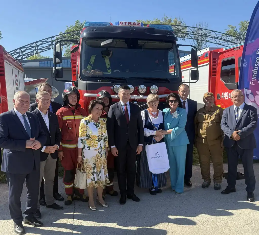 Rekordowe wsparcie dla OSP. Jednostka w Zębie z nowym samochodem ratowniczo-gaśniczym