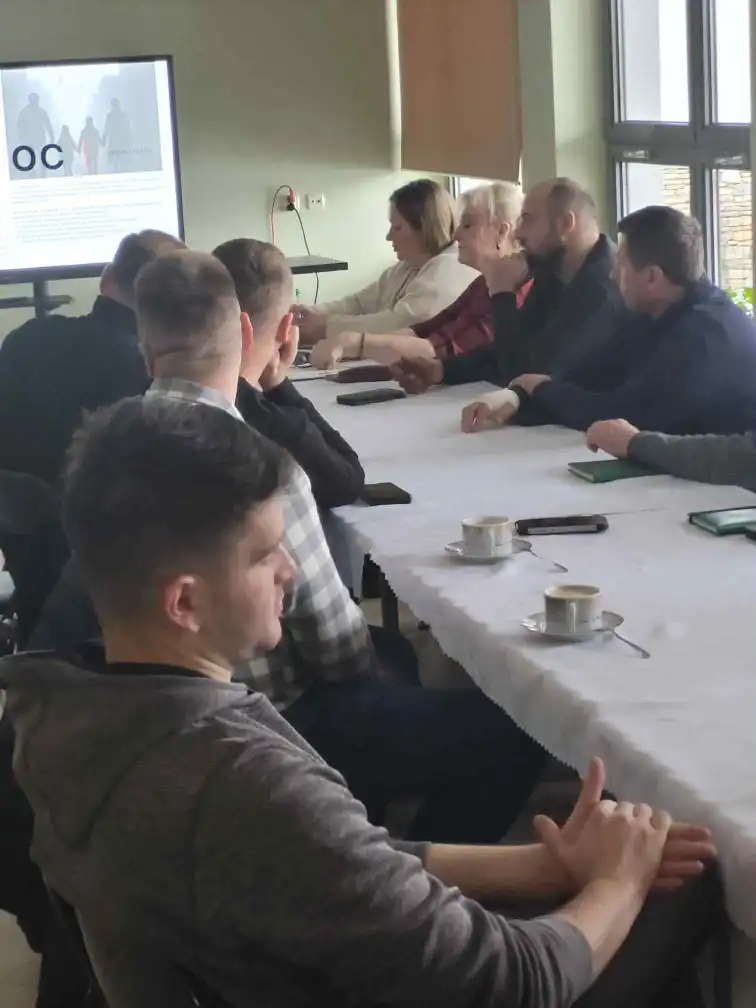 Szkolenie w Czarnym Dunajcu: radni, sołtysi i strażacy podnoszą kompetencje w zakresie bezpieczeństwa