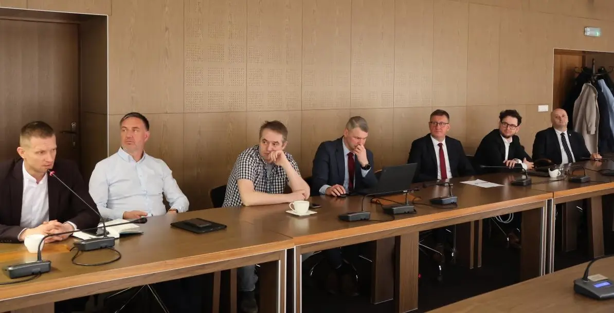 Komunikacja, szkoły i turystyka. Samorządowcy debatowali w Nowym Targu Komunikacja, szkoły i turystyka. Samorządowcy debatowali w Nowym Targu