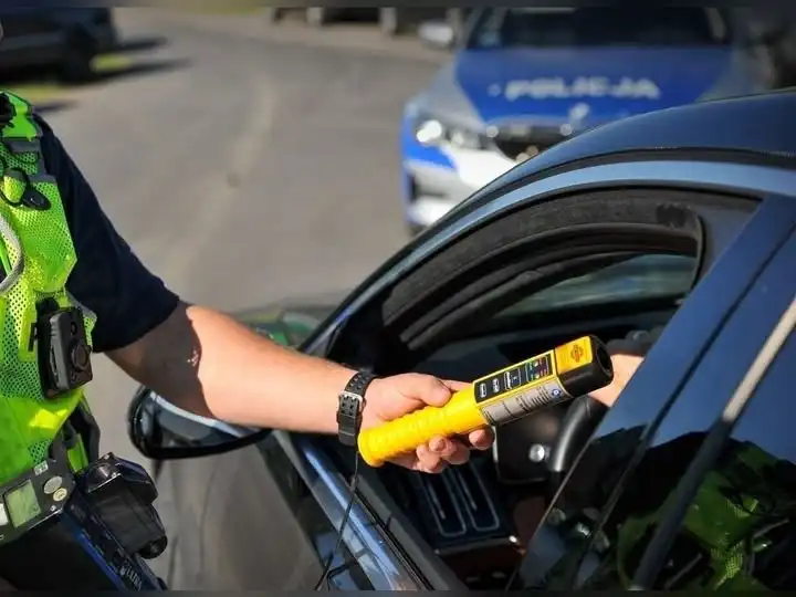 Trzech kierowców zatrzymanych w Tatrach za jazdę po alkoholu