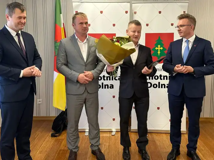 Młynne ma nowego sołtysa. Symboliczne przekazanie funkcji podczas sesji Rady Gminy