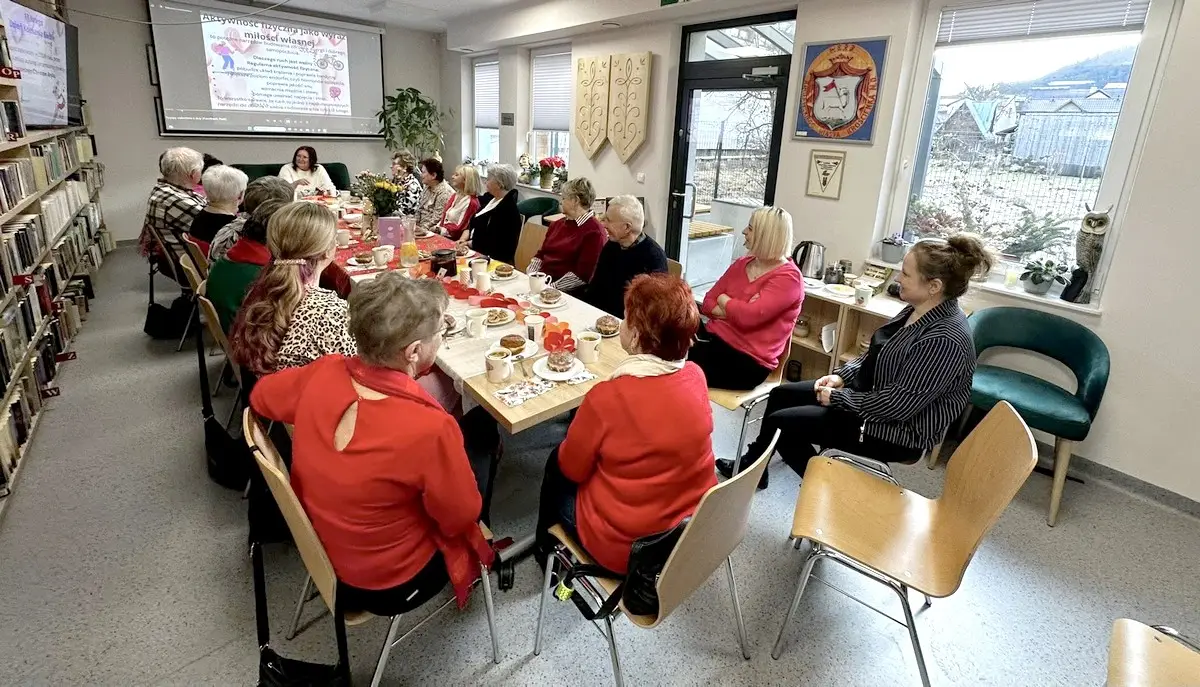 Dzień Bycia Kochanym wśród książek i poezji
