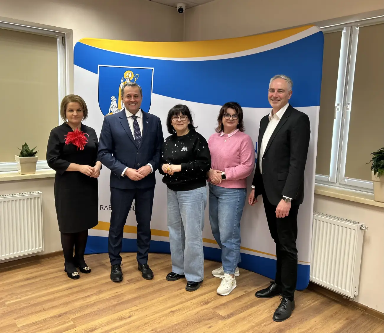 Współpraca w praktyce. Raba Wyżna gości delegację z Redzikowa