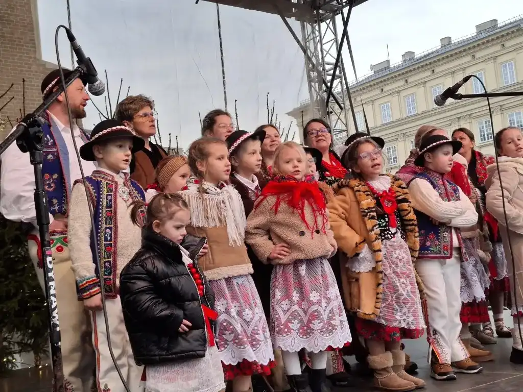 Folklor, smaki i tradycja Górali ze Szczawnicy na krakowskim jarmarku