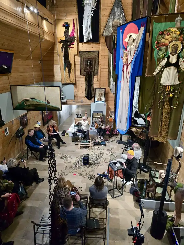 Sztuka, pamięć i rozmowa. Cztery dni z Hasio­rem w Muzeum Tatrzańskim