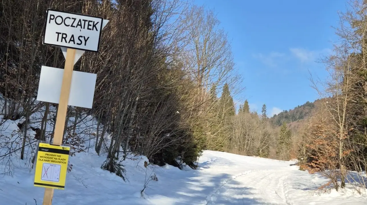 Nowa trasa biegowa w dolinie Łopusznej otwarta dla mieszkańców i turystów