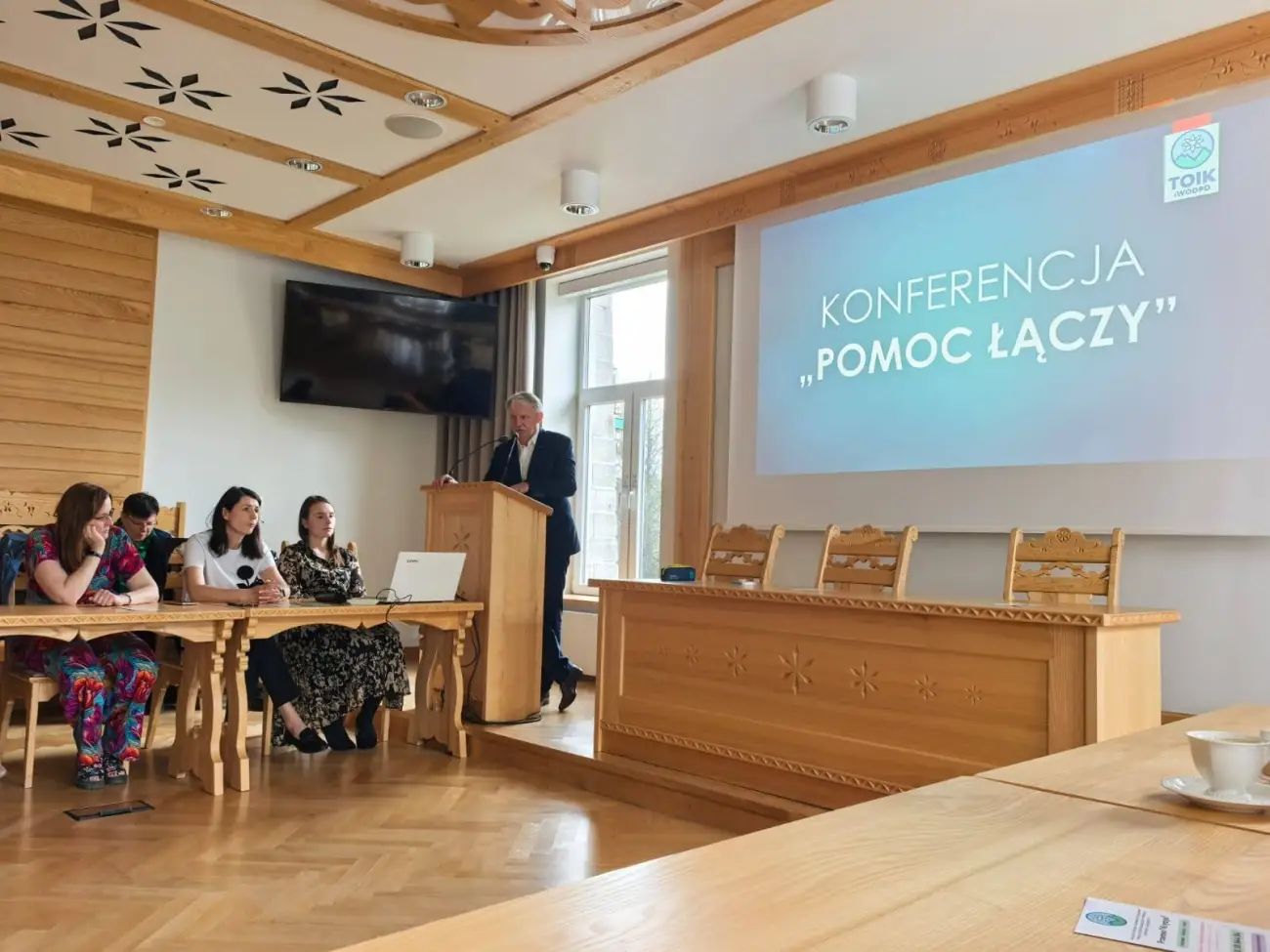 „Pomoc łączy”. Ważna konferencja o przeciwdziałaniu przemocy w Zakopanem