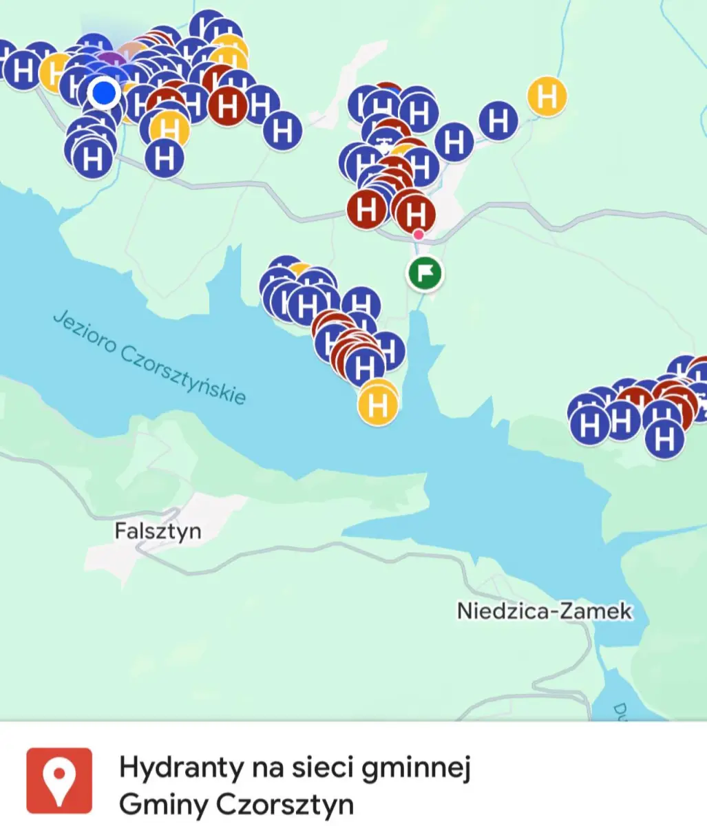 Gmina Czorsztyn aktualizuje hydranty. Wspólna akcja ZGK i OSP