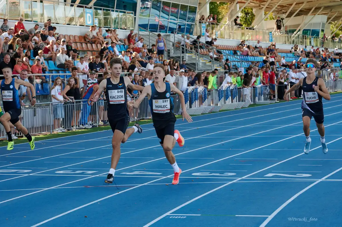 Rekordy życiowe i wysokie miejsca młodych zawodników UKS Romer