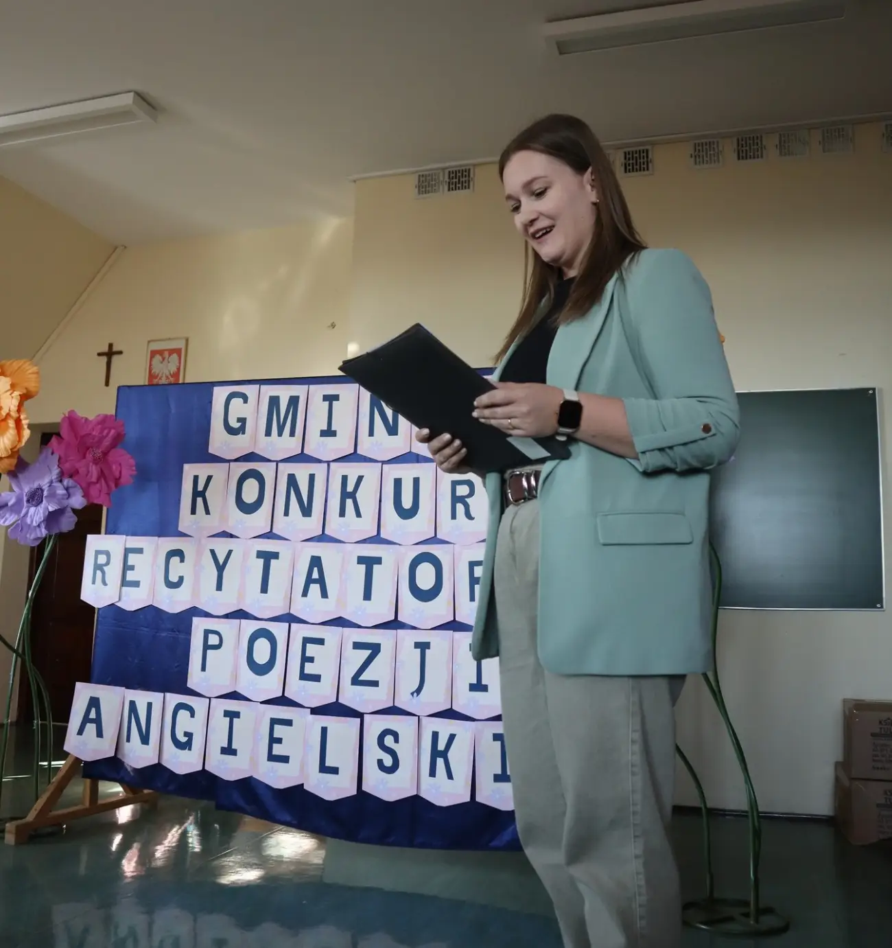 Młodzi recytatorzy na scenie. Konkurs w Bukowinie Tatrzańskiej