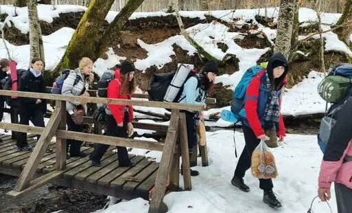 Offline w Bieszczadach. Rabczańscy wędrownicy na zimowisku