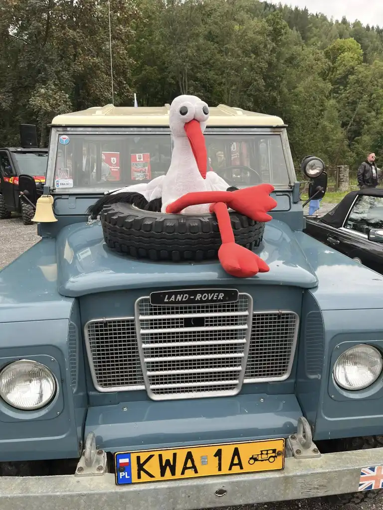 Zabytkowe auta i edukacja drogowa w Ochotnicy Górnej