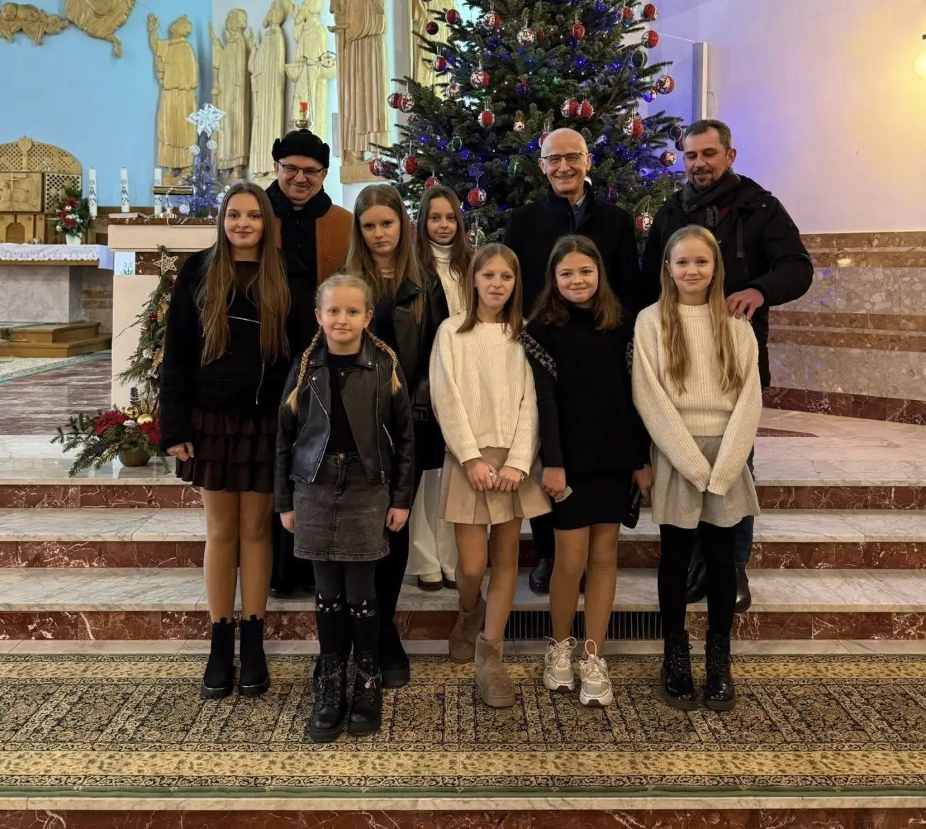 Młodzi artyści z Ochotnicy Górnej przypomnieli bożonarodzeniowe tradycje